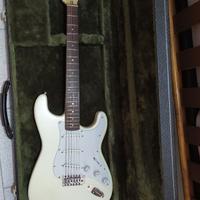 Chitarra elettrica artigianale tipo stratocaster