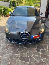 Alfa Romeo Giulietta 2.0 . 2900 trattabili