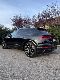 AUDI Q8 50tdi Garanzia Audi plus fino al 09.2027!