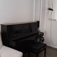 pianoforte marca Steinbach 112