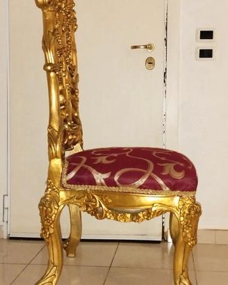 sedie e tavolino foglia oro