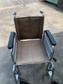 Sedia a rotelle/carrozzina