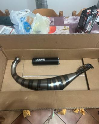 Yasuini r3 derbi/am6 pari al nuovo