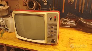 Televisore  AUTOVOX  JOLLY  TRANSISTOR  mod 378