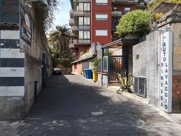 Rimessa mq 700 - Piazza Lanza - Catania