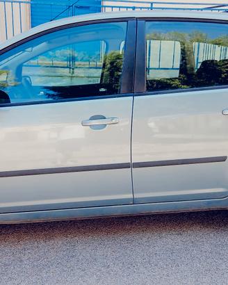 ford c.max  