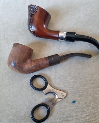 N. 2 PIPE E UN TAGLIA SIGARI 