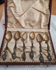 servizio di cucchiaini da caffèin argento antichi 