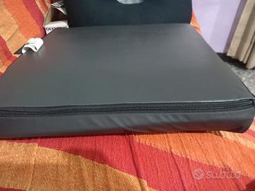 Cuscino antidecubito in gel fluido per carrozzina