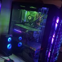 vende pc da gaming media fasci 180/200Fps di media