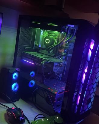 vende pc da gaming media fasci 180/200Fps di media