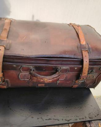Valigia in cartone vintage
