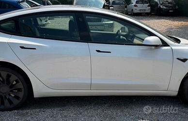 Tesla 3 Porte Porta Anteriore Posteriore Destra Si