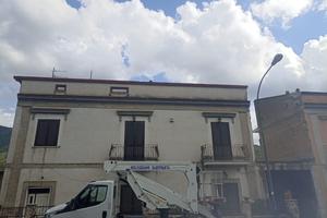 Casa di campagna con annesso terreno