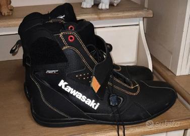 scarpe moto Kawasaki Abbigliamento e Accessori In vendita a Cremona