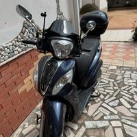 Kymco peaple ore 125 anno 2021con bauletto