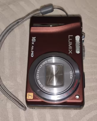 Panasonic Lumix TZ22 fotocamera digitale NUOVA
