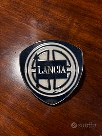 Stemma lancia