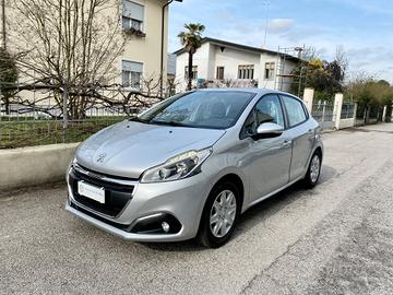 Peugeot 208 5p 1.2 puretech Active 82cv Distribuzi