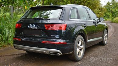 4 Cerchi AUDI Q7 da 19 originali ruote in lega