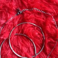 collana punto luce e orecchini cerchio