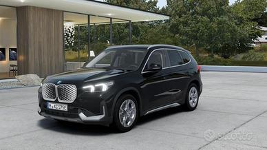 BMW iX1 edrive 20 Special Edition