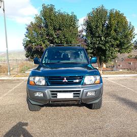 MITSUBISHI Pajero (2000-2007) - 2001