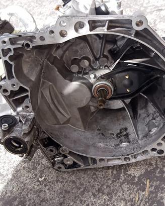 CAMBIO PEUGEOT 207 1.6 HDI CODICE 20DP27 ANNO 2010
