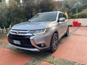 Mitsubishi Outlander 4X4 Automatico