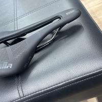 SELLE ITALA SLR BOOST KIT CARBONIO SUPERFLOW