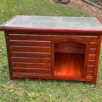 Casetta in legno per cani – come nuova