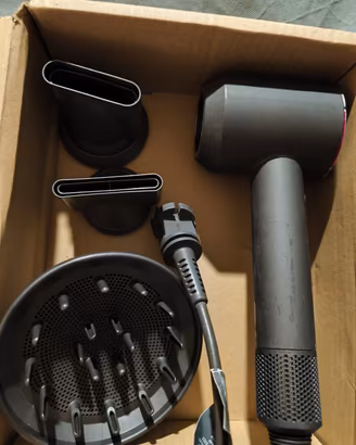 phon Dyson supersonic