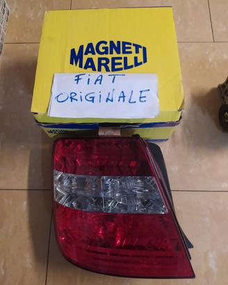 fanale posteriore SX Fiat Stilo