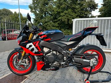 Aprilia Tuono V4 1100 Factory
