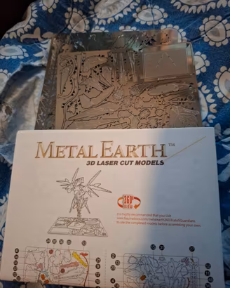 Halo 5 Guardians Limited Edition – Metal Earth + d