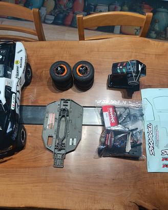 traxxas slash 2wd  full optional 