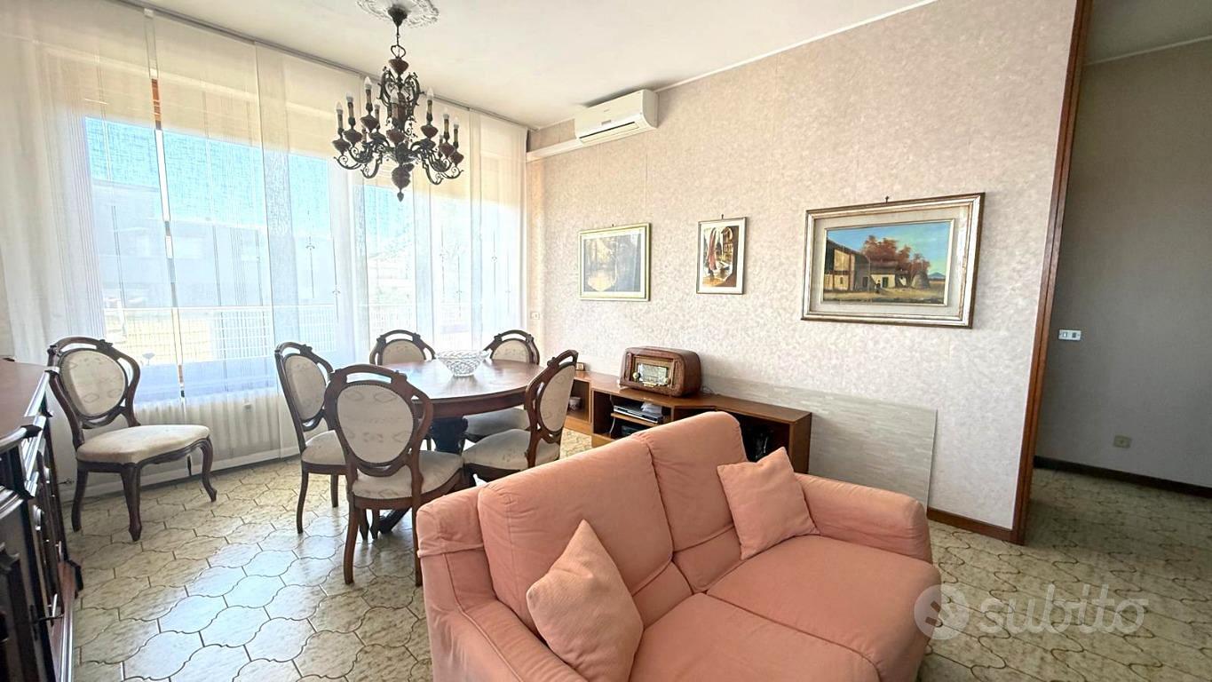 Apartment in Legnano, Santi Martiri, Oltrestazione - Vista 4