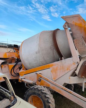 Dumper betoniera