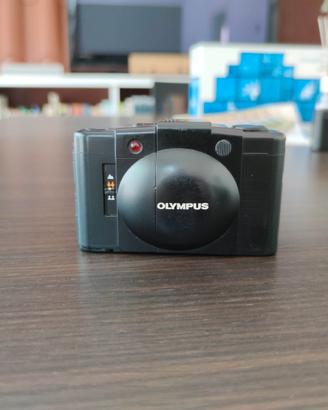 OLYMPUS XA-2 XA2 - FUNZIONANTE - BATTERIA NUOVA