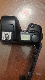 Nikon N6006 o F601 AF più flash Sunpak