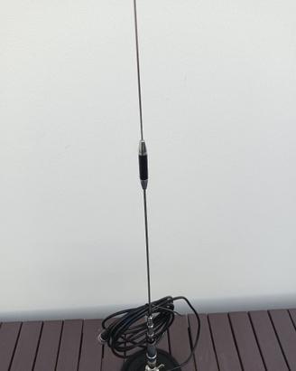 antenna bibanda  più base magnetica