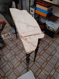 Tavolino da parete con piano in marmo per restauro