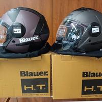 due caschi scooter Blauer