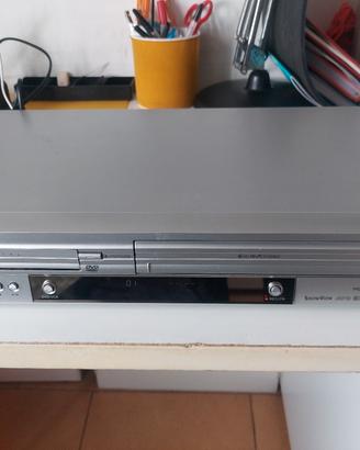 LG V8705DS VIDEOREGISTRATORE VHS CD COMBO 
