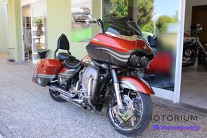 Harley-Davidson Road Glide CVO LIMITED EDITION