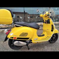 Vespa 300 gts