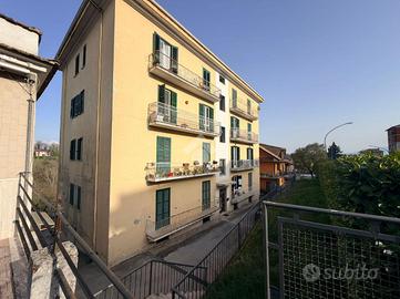 4 LOCALI A FROSINONE