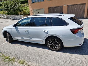 Wagon 2.0 tdi Executive 150cv dsg- Unico proprieta