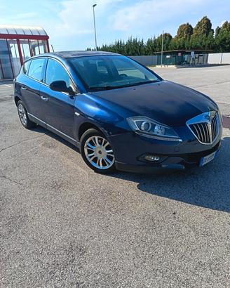 Lancia Delta 1.6 MJT DPF Argento
