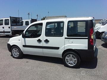 fiat doblo 1.9 MJT 5 POSTI VETTURA km 160 mila